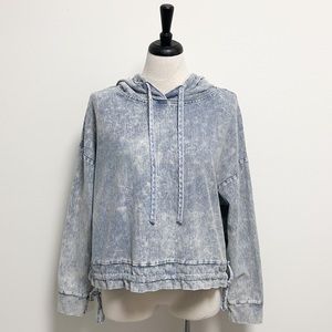 Blank NYC Light Blue Acid Wash Yellow Caste Hooded Drawstring Hem Boxy Top Large